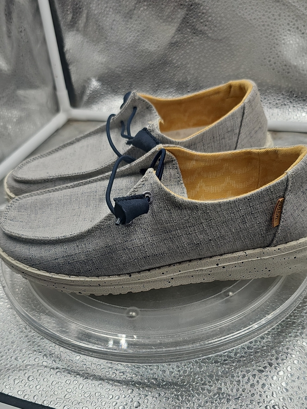 G Gray Hey Dudes Sz 6 - Picture 2 of 5